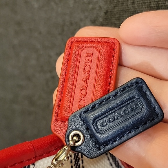 Coach St James Legacy Limited Edition Red White Blue Clutch - Picture 4 of 11